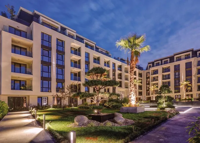 Luxury In Complex Azur - Next To The ! *