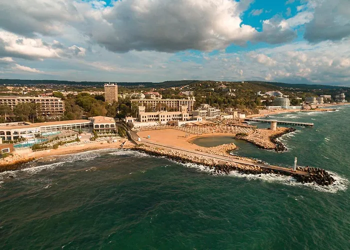 Luxury In Complex Azur - Next To The ! شقة سينتس قسطنطين وهيلينا