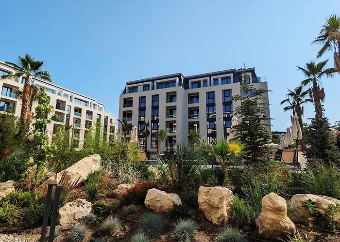 公寓 Luxury In Complex Azur - Next To The ! 圣君士坦丁和海伦那