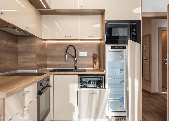 Luxury In Complex Azur - Next To The ! شقة *