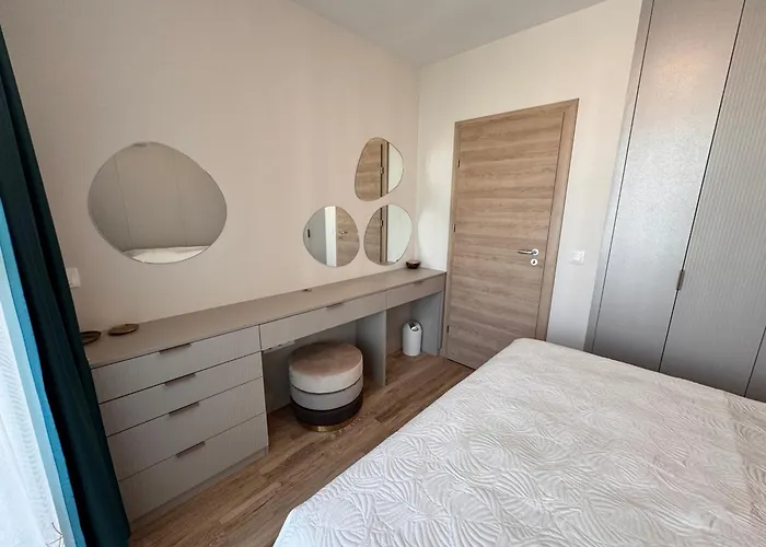 Luxury In Complex Azur - Next To The ! Appartement Sveti Konstantin